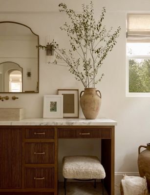 Custom cabinetry installation in San Pedro
